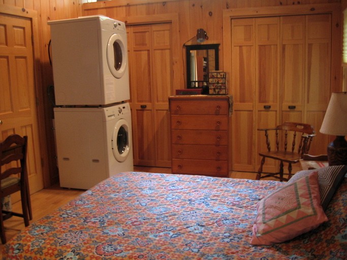 Cabins (United States of America, Pittsfield, Massachusetts)