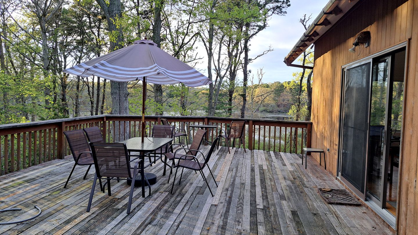 Pondside Vacation Rental with Deck and Private Beach Access in Cape Cod, Massachusetts