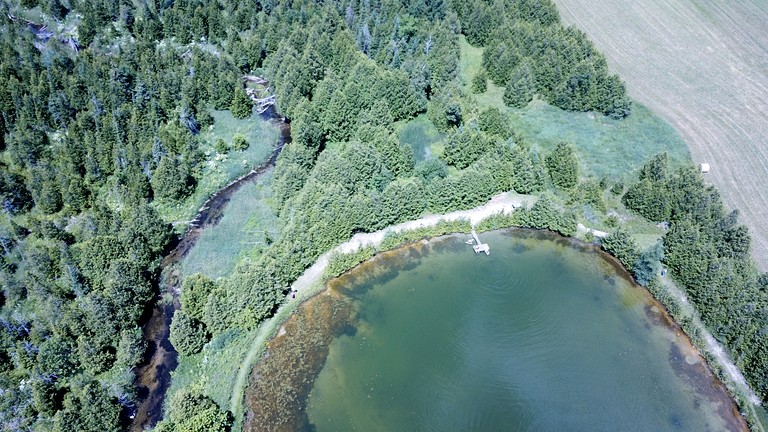 Villas (Canada, Flesherton, Ontario)