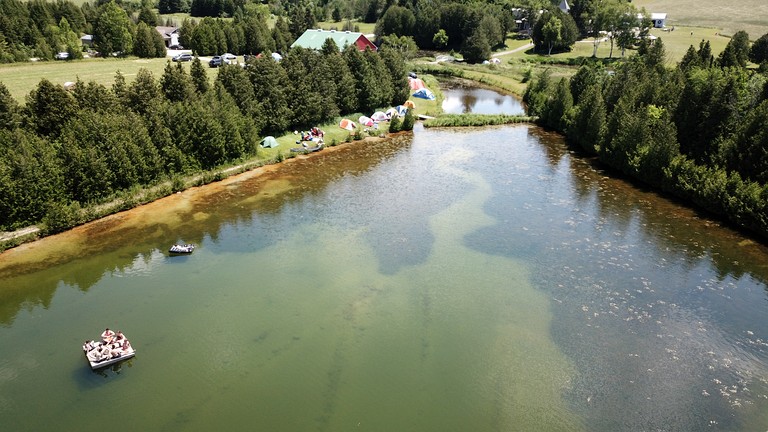 Villas (Canada, Flesherton, Ontario)