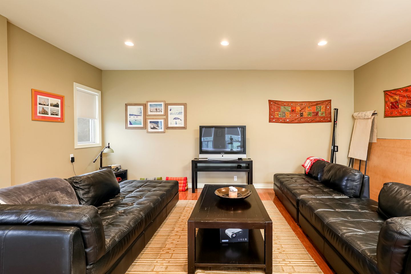 Luxurious Cottage Retreat Rental Nestled in the Beautiful Wilderness of Grey County, Ontario