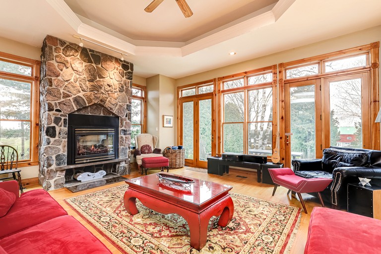 Villas (Canada, Flesherton, Ontario)