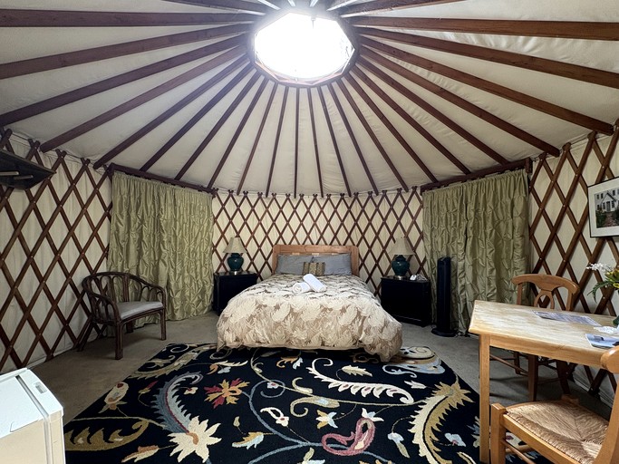 Yurts (United States of America, Los Gatos, California)