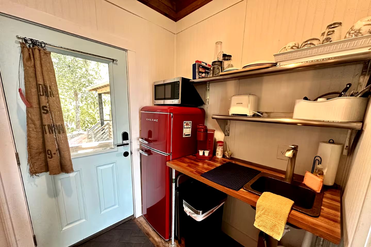 Unique Soundfront Rental Set in Kitty Hawk Woods Coastal Preserve of North Carolina