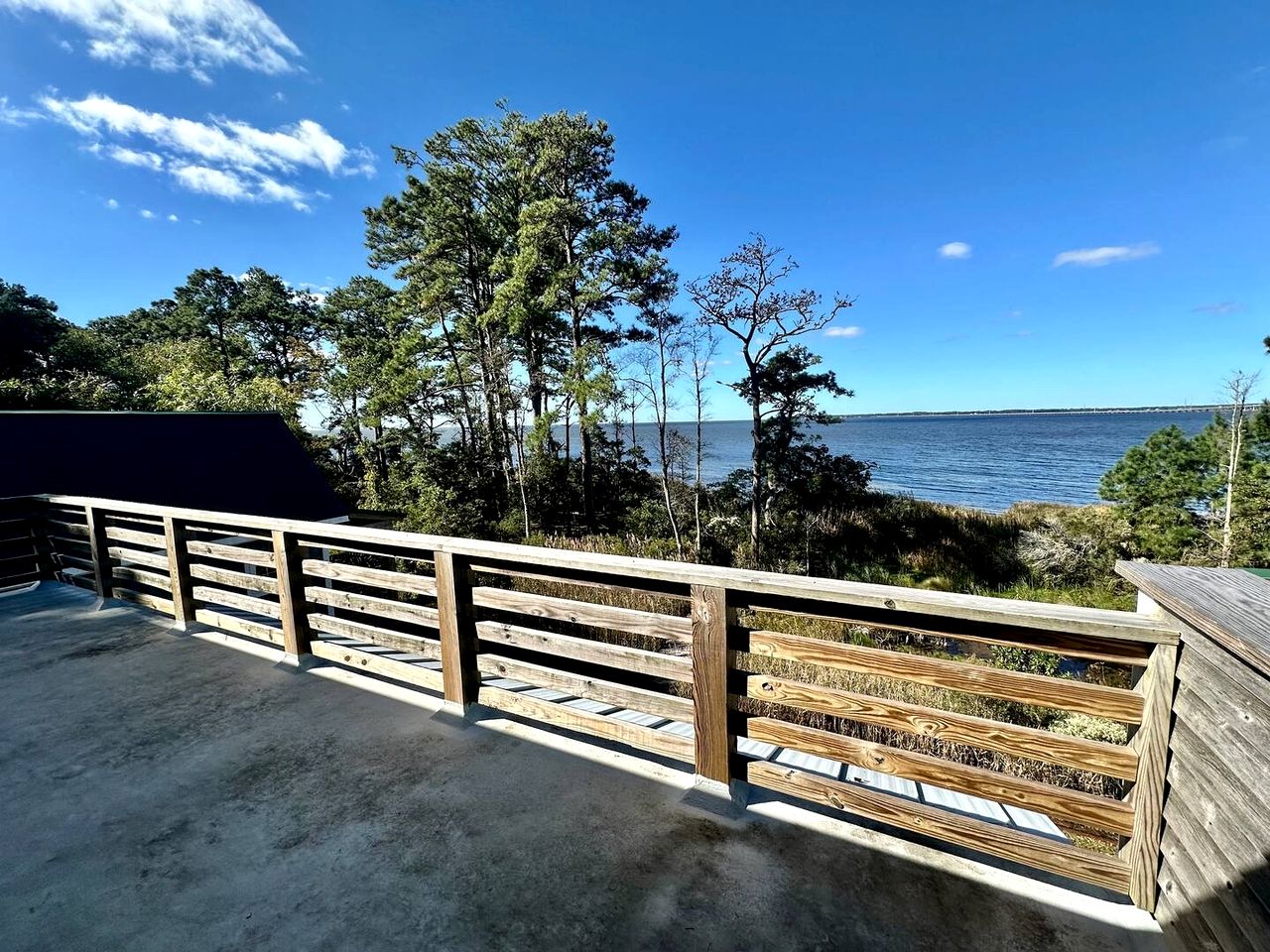 Beautifully-Decorated Soundfront Rental with a Balcony in Kitty Hawk, North Carolina