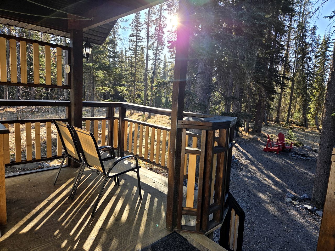 Airy Mountain Vacation Rental with Stunning Views near Banff, Canada