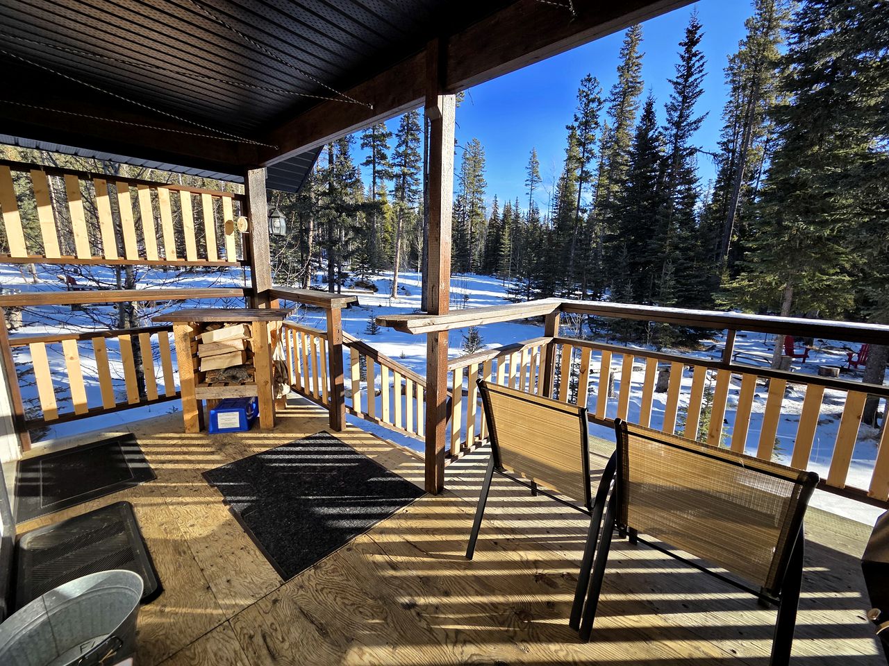 Rocky Mountain Cottage Rental for Four near Banff, Alberta