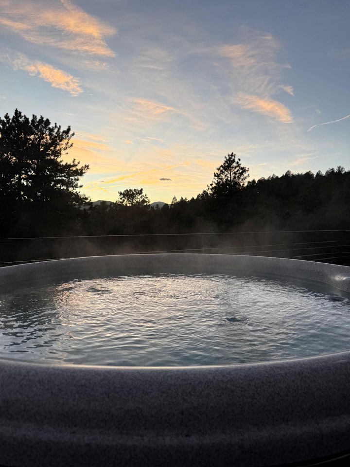Gorgeous Custom Built Cabin with a Hot Tub near Denver, Colorado