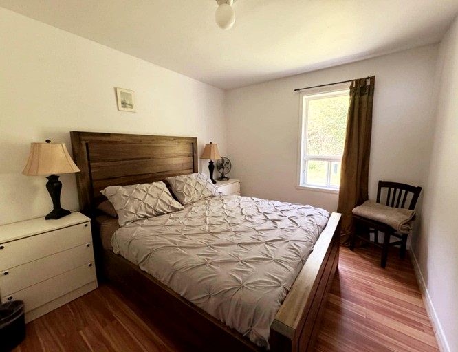 Cabins (Canada, Sainte Rose du Nord, Quebec)