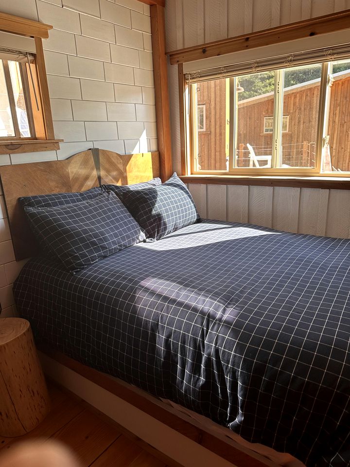 Remote Cabin on West Redonda Island Minutes from Refuge Cove, British Columbia