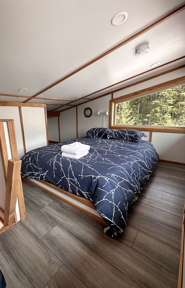 Remote Cabin on West Redonda Island Minutes from Refuge Cove, British Columbia