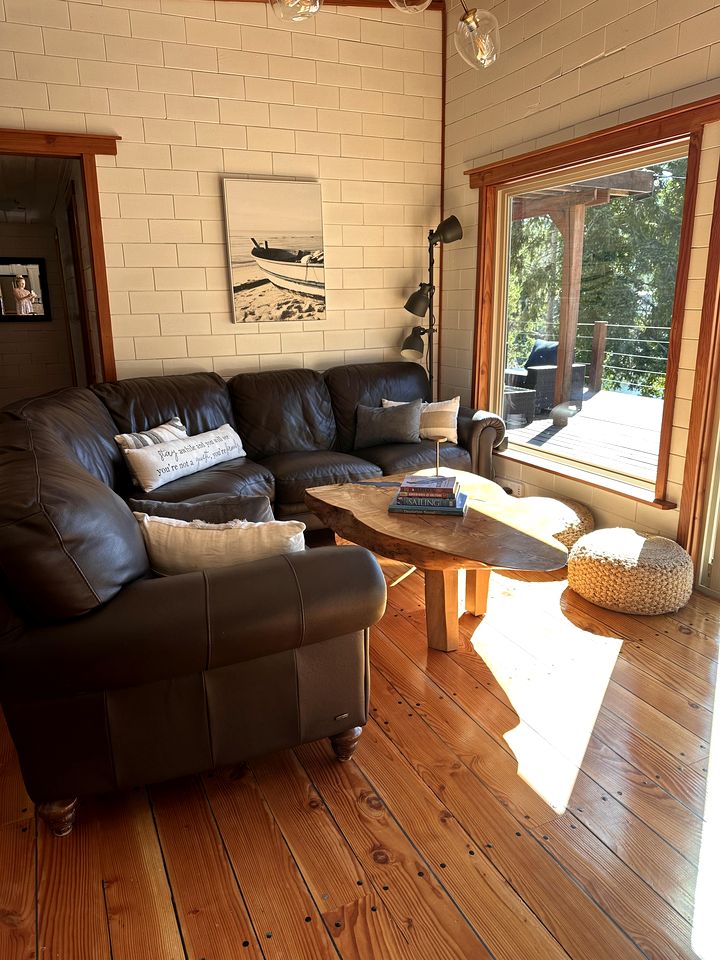 Remote Cabin on West Redonda Island Minutes from Refuge Cove, British Columbia
