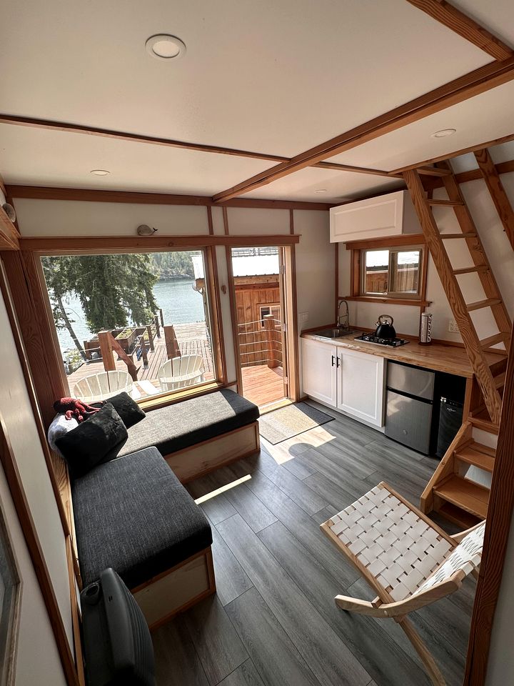 Remote Cabin on West Redonda Island Minutes from Refuge Cove, British Columbia