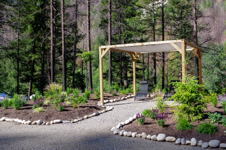 Tented Cabins (Canada, Boston Bar, British Columbia)