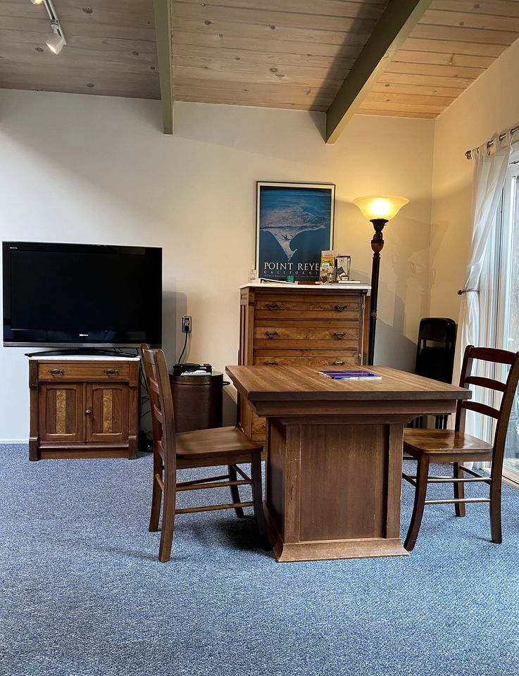 Charming Studio Cottage on Private Beach near Point Reyes National Seashore, California