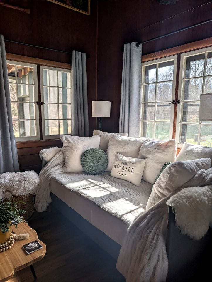 Idyllic Family Cabin with a Private Beach for a Getaway from Akron, Ohio