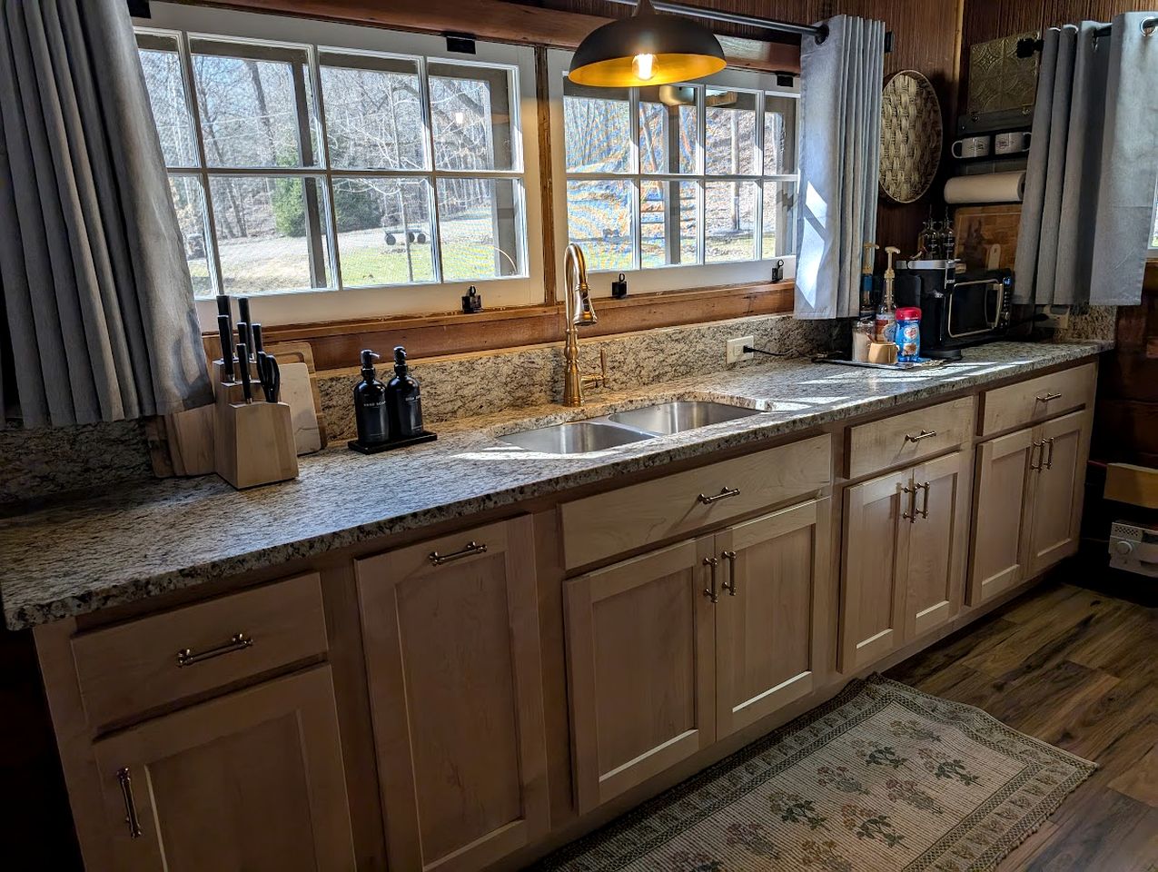 Idyllic Family Cabin with a Private Beach for a Getaway from Akron, Ohio