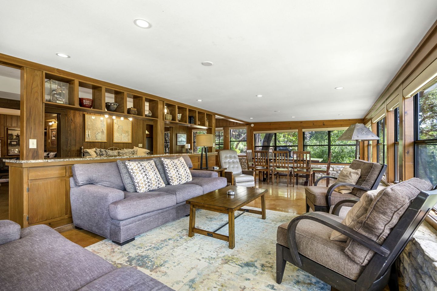 Excellent Riverfront Family Cabin Rental with Hot Tub in Wimberley, Texas