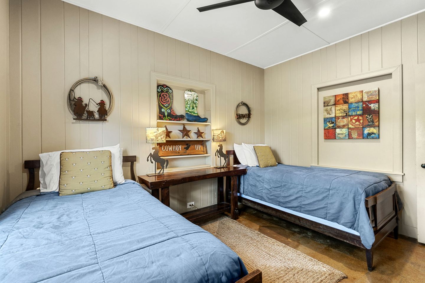 Excellent Riverfront Family Cabin Rental with Hot Tub in Wimberley, Texas