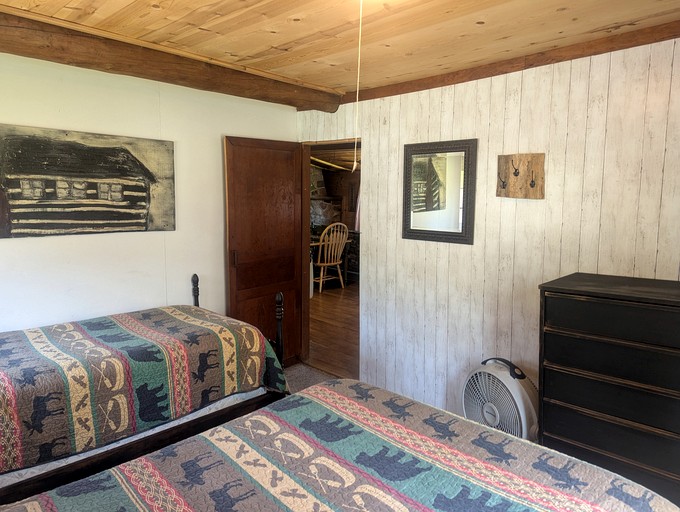 Log Cabins (United States of America, Hayward, Wisconsin)