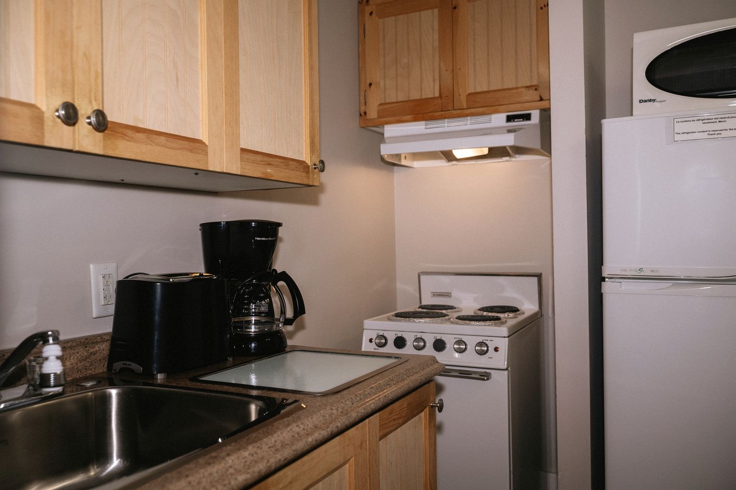 Spacious Private Vacation Rental at Charming Inn near Saint-Quentin, New Brunswick