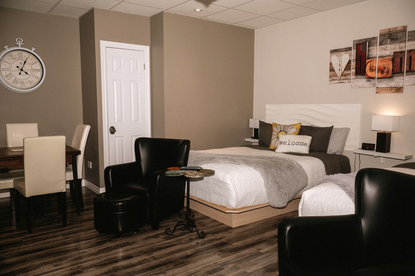 Spacious Private Vacation Rental at Charming Inn near Saint-Quentin, New Brunswick