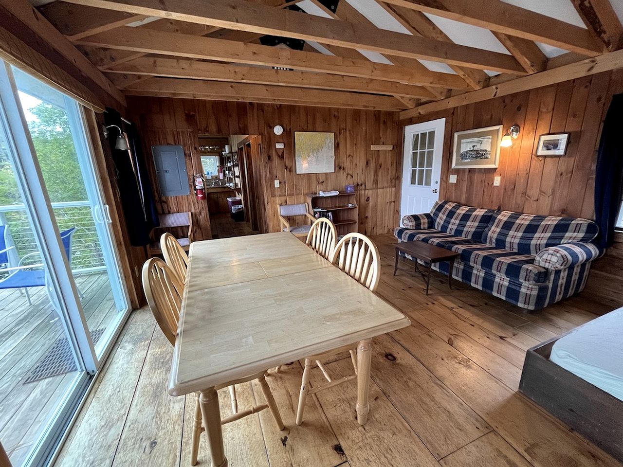 Pet Friendly Cottage with Stunning Views in Boothbay Harbor, Maine