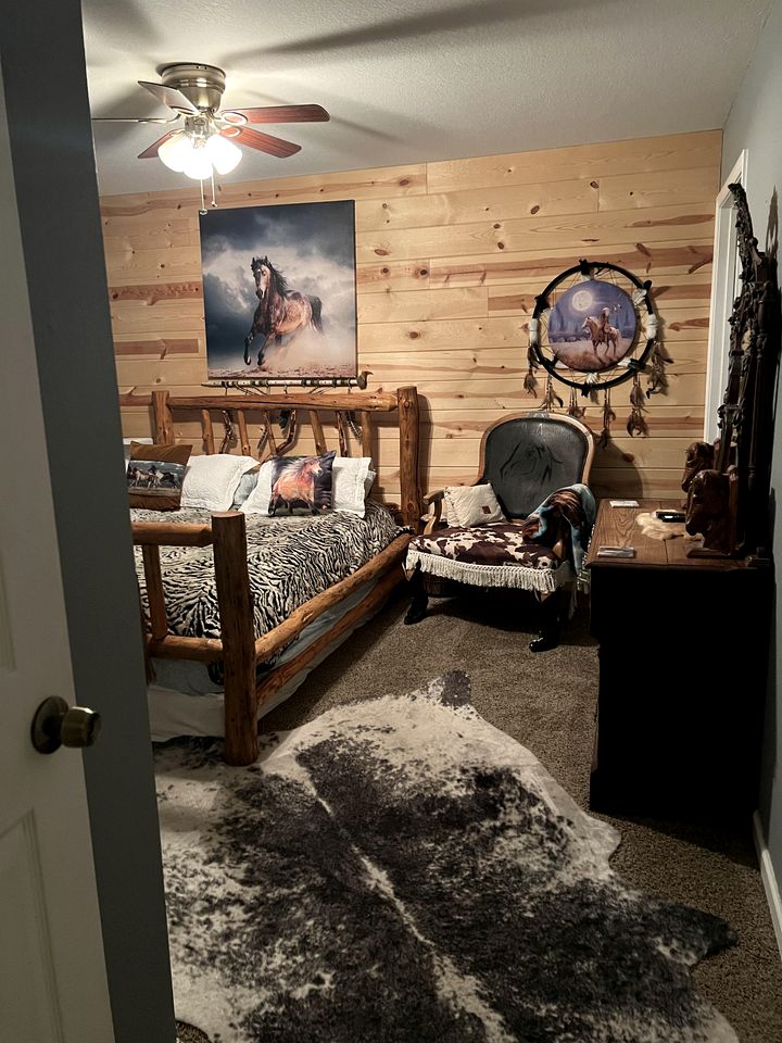 Spacious Camping Cabin Perfect for Families in the Blue Ridge Mountains of Georgia