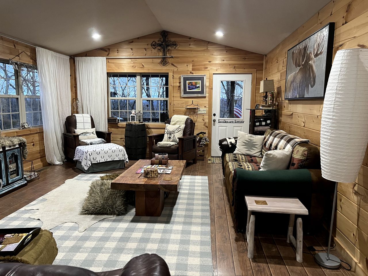 Spacious Camping Cabin Perfect for Families in the Blue Ridge Mountains of Georgia