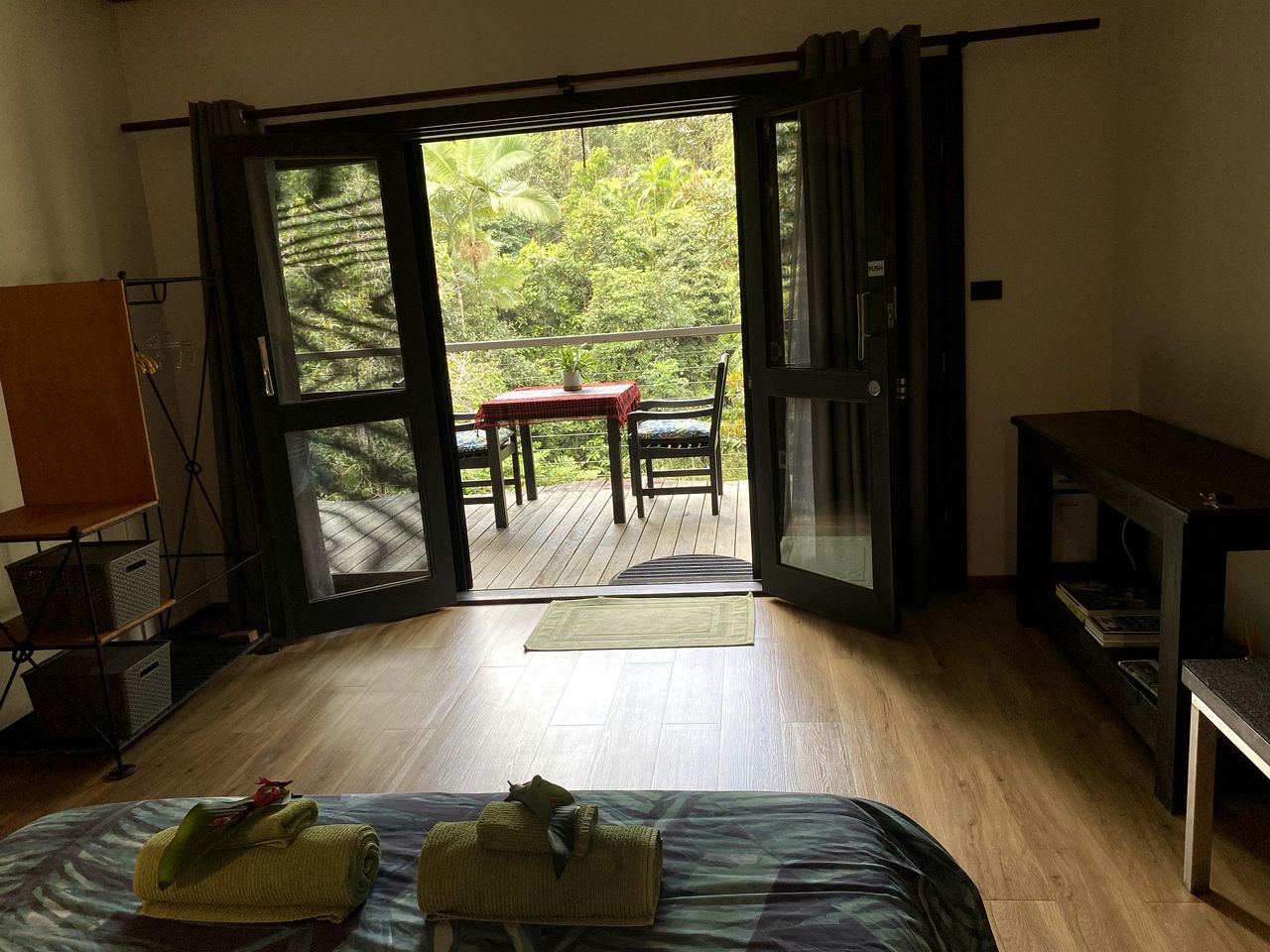 Romantic Cabin Rental with Exotic Fruit Trees in Cairns, Queensland