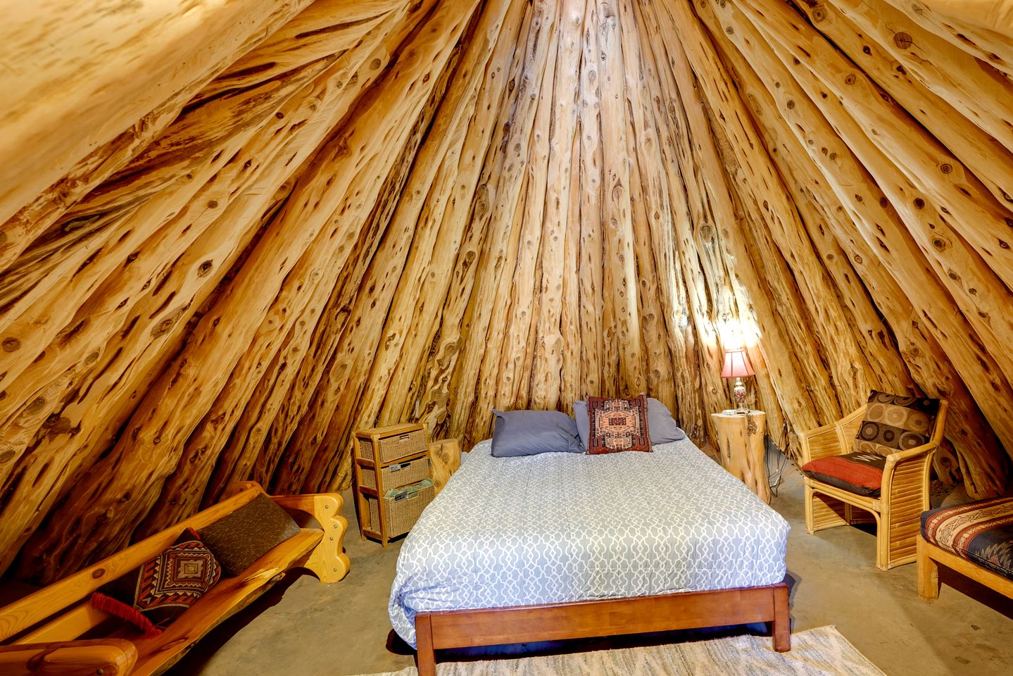 Unique Navajo-Inspired Vacation Rental at Adventure Retreat in Moab, Utah