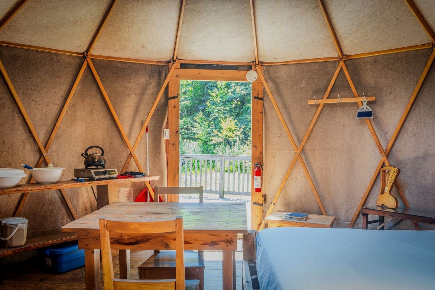 Authentic Yurt Rental at Luxury Camping Site near Mont - Tremblant National Park