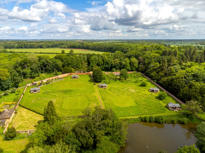 Safari Tents (United Kingdom, Exton, England)