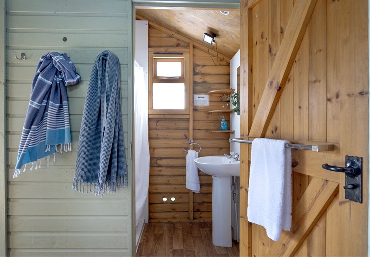 Safari Tents (United Kingdom, Exton, England)