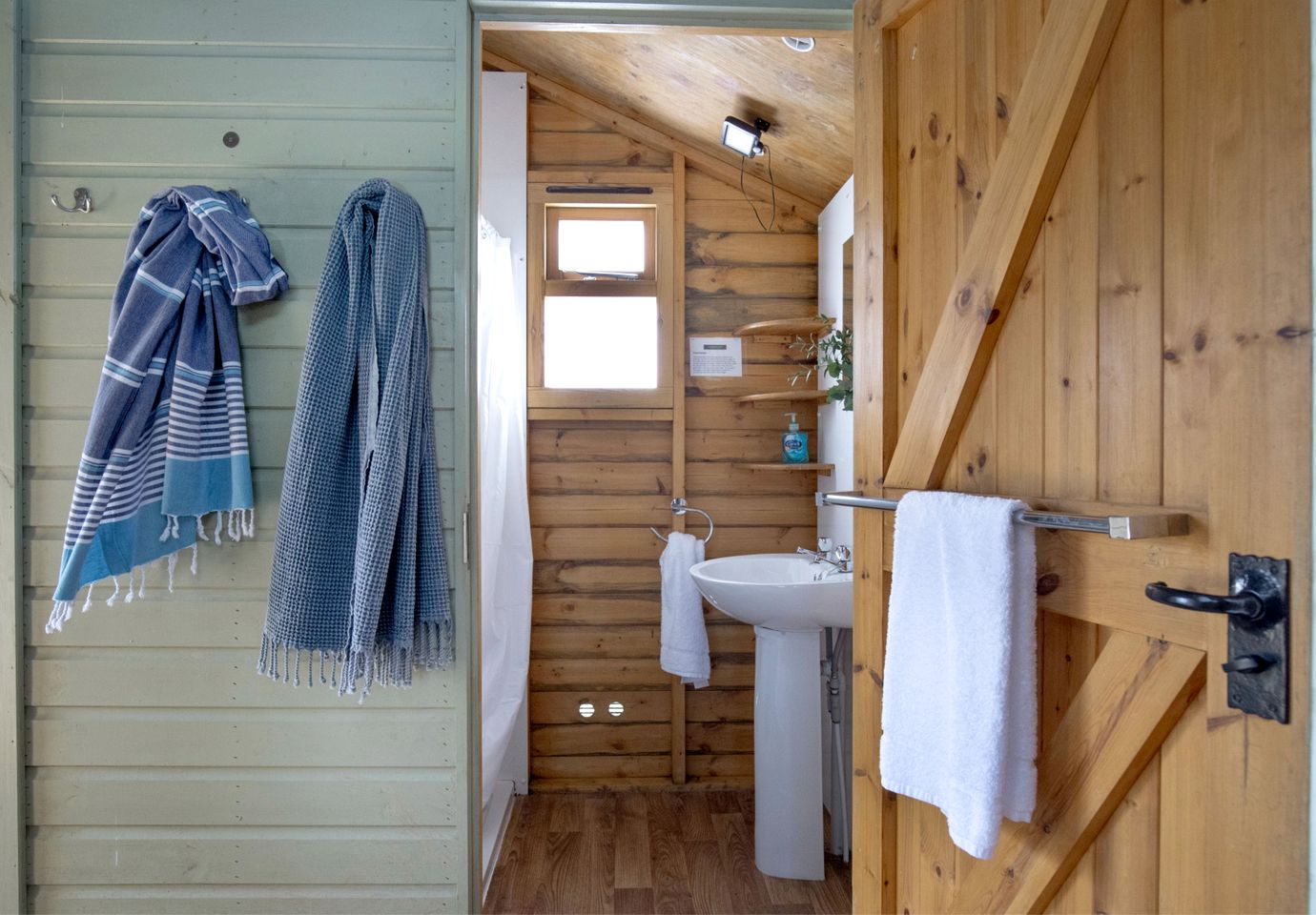 Rustic Tented Cabin for Six Guests in Rutland County, England