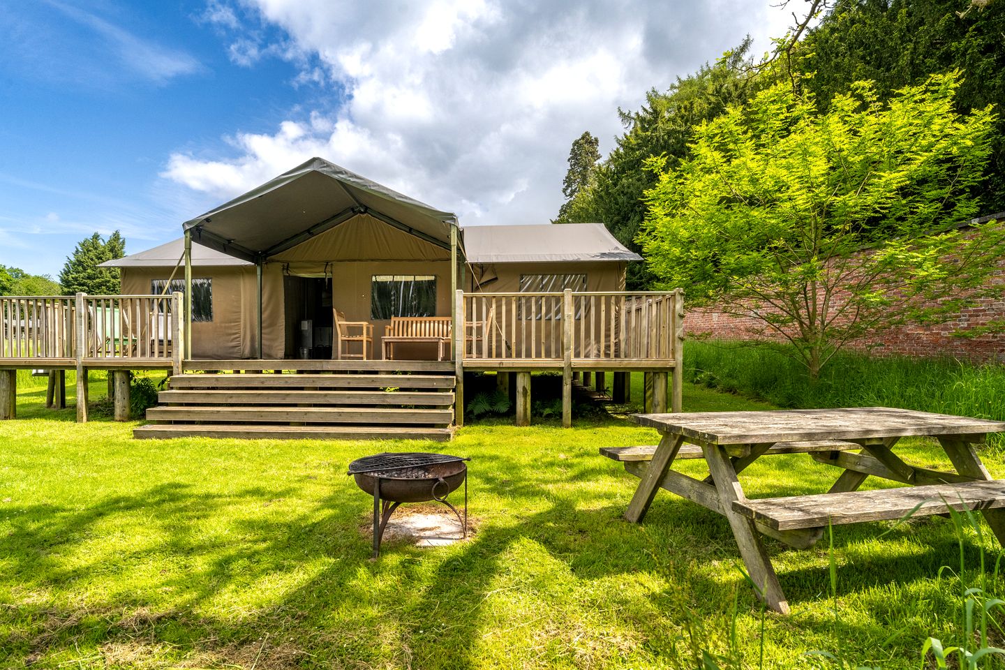 Rustic Tented Cabin for Six Guests in Rutland County, England