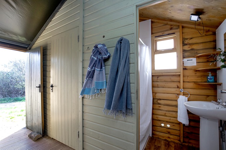 Safari Tents (United Kingdom, Sweffling, England)