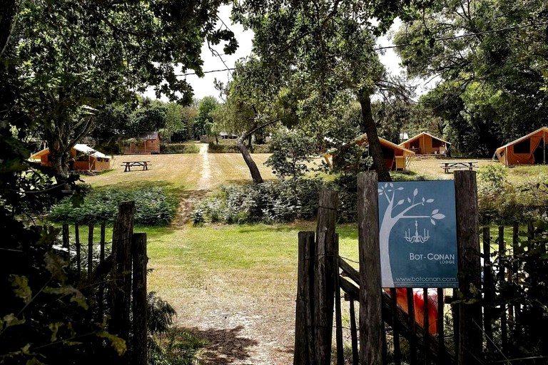 Safari Tents (France, Beg-Meil, Brittany)