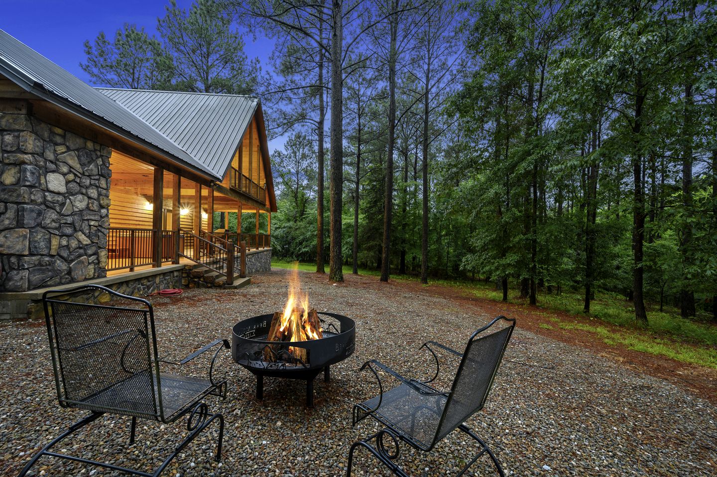 Secluded Cabin with Hot Tub Perfect for a Romantic Getaway in the Ouachita Mountains