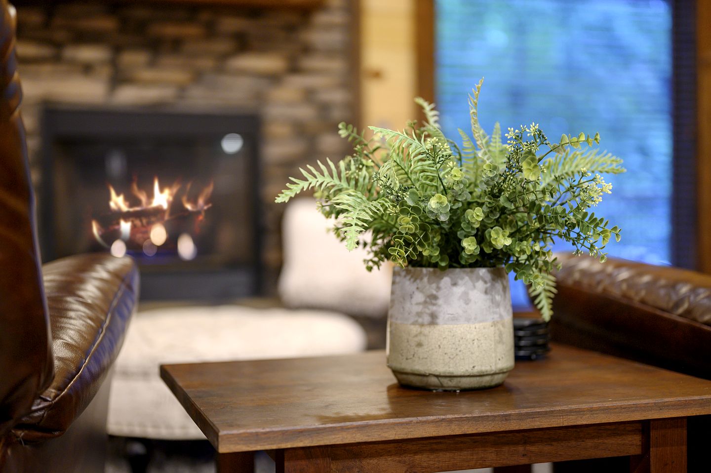 Secluded Cabin with Hot Tub Perfect for a Romantic Getaway in the Ouachita Mountains