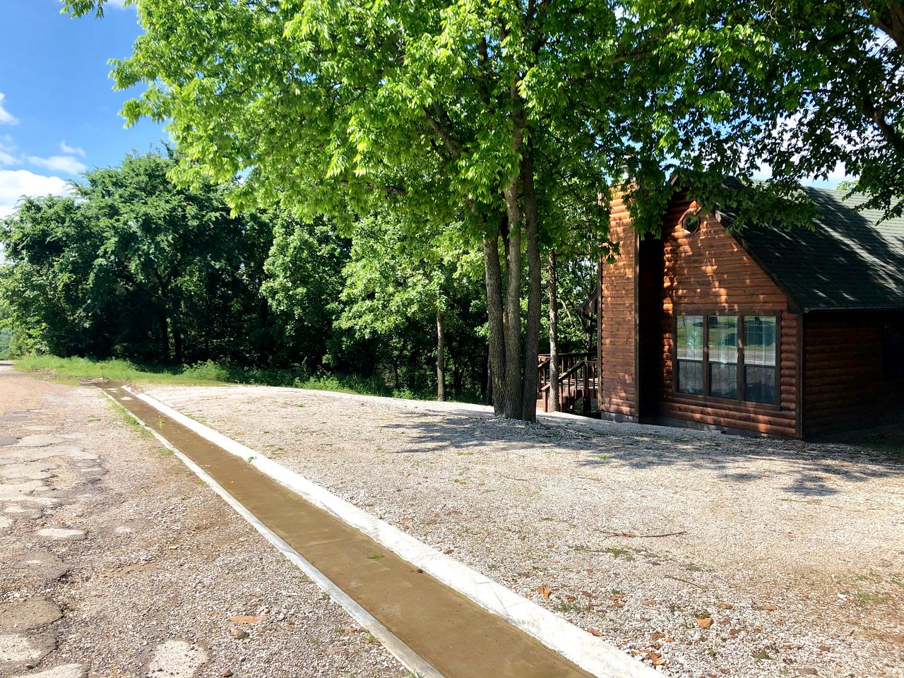 Secluded Cabin near Arkansas River, Oklahoma