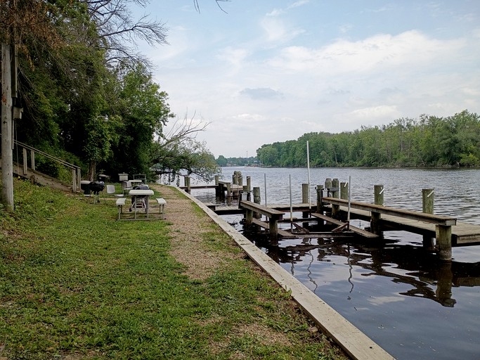 Cabins (United States of America, Fremont, Wisconsin)