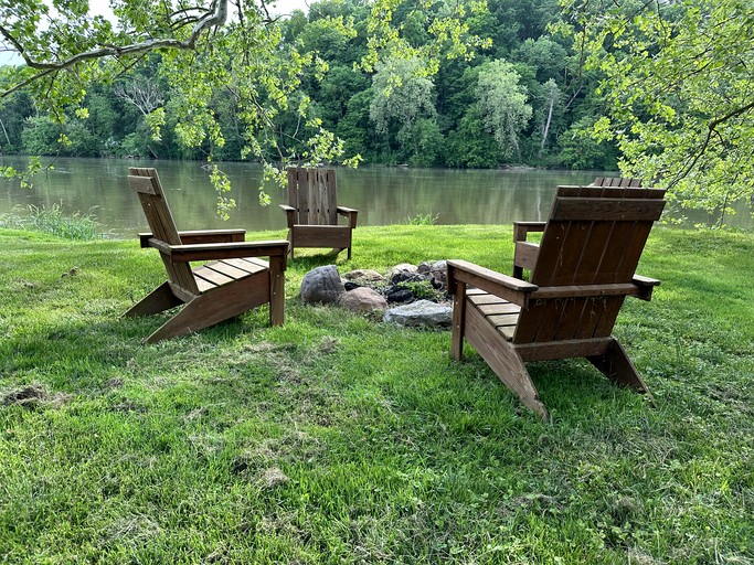 Cabins (United States of America, Rileyville, Virginia)