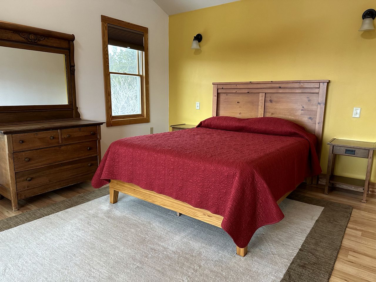 Luxurious Cabin Rental with Stunning Views and a Hot Tub in Shenandoah Valley, Virginia