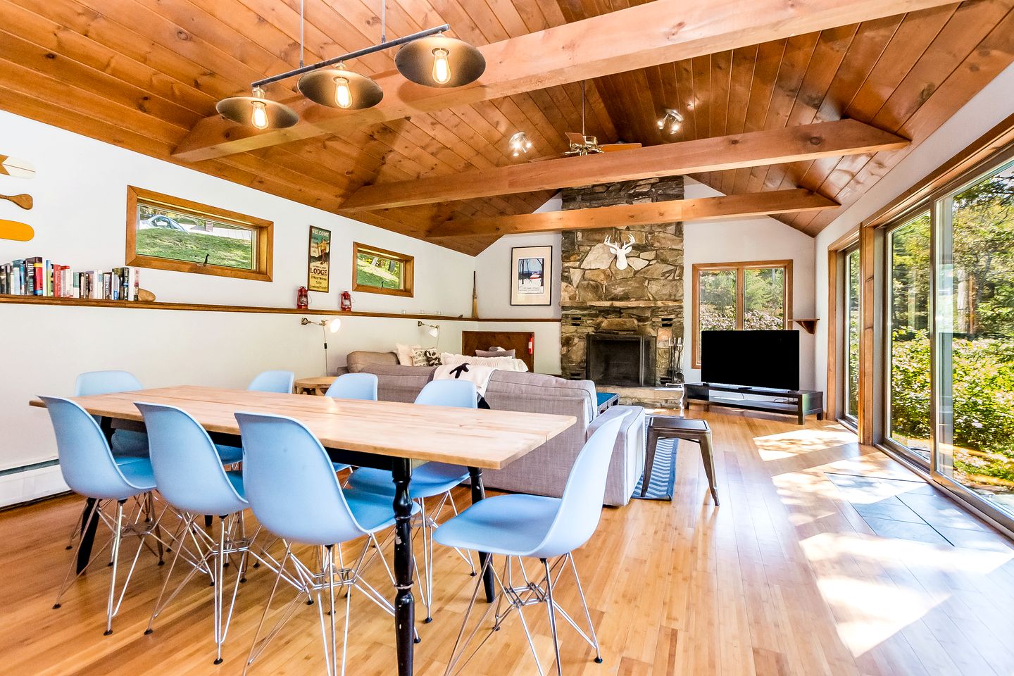 Rustic Vacation Rental for Large Groups in the Green Mountains of Vermont