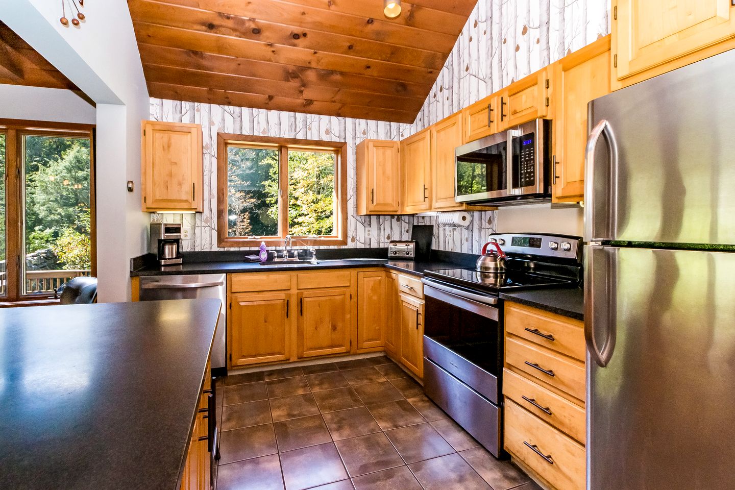 Rustic Vacation Rental for Large Groups in the Green Mountains of Vermont