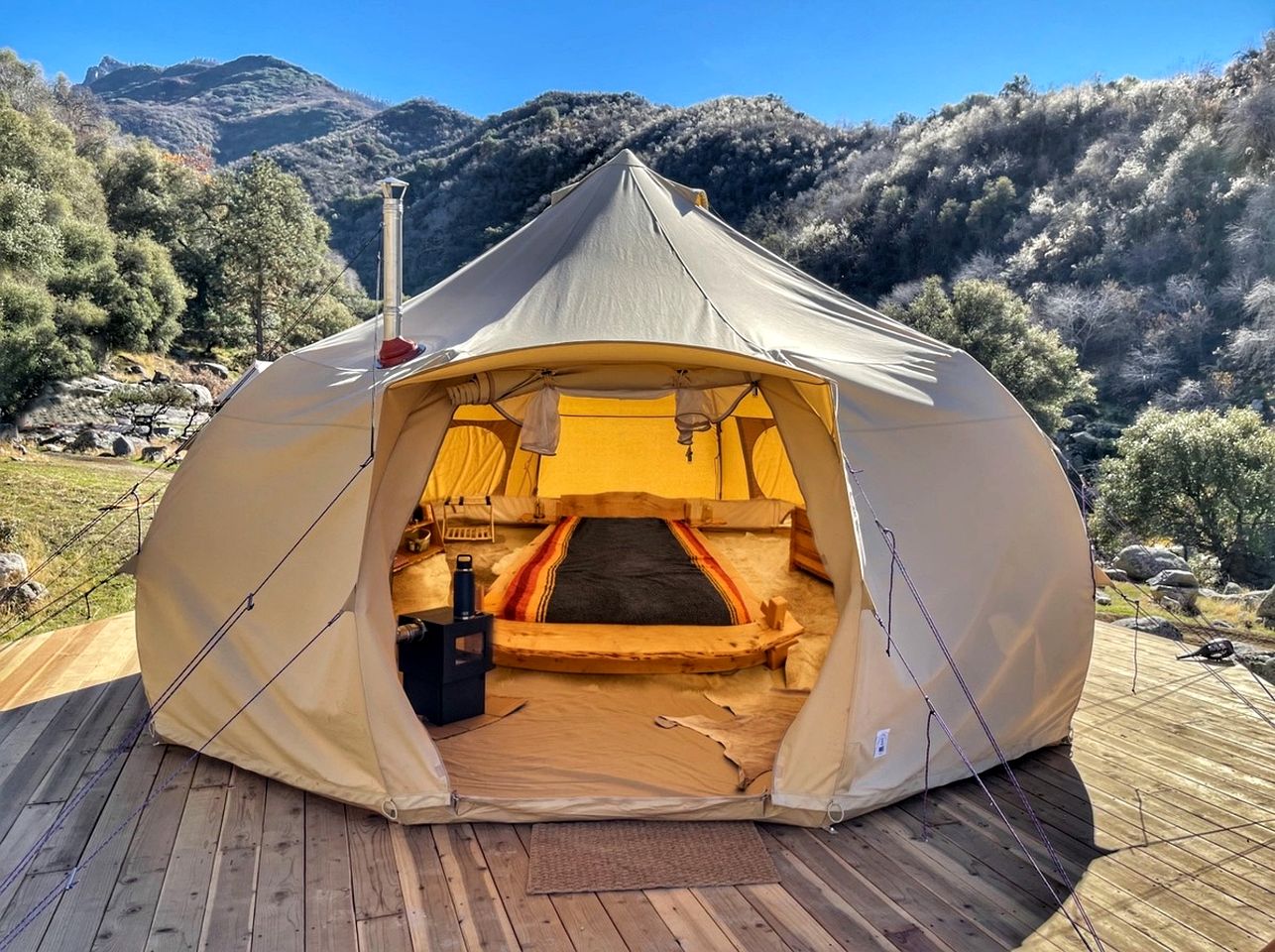 Spacious and Luxurious Barn in Three Rivers, California