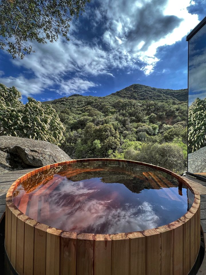 Spacious and Luxurious Barn in Three Rivers, California
