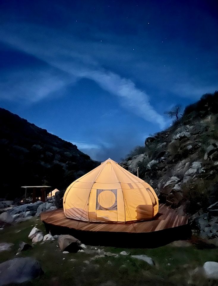 Spacious and Luxurious Barn in Three Rivers, California