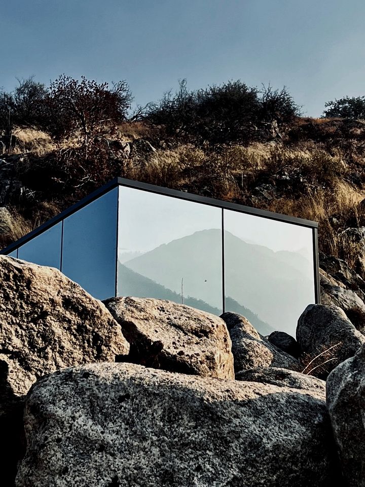 Spacious and Luxurious Barn in Three Rivers, California